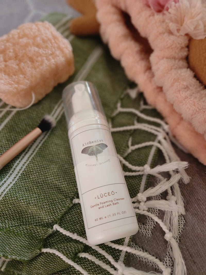 •Lūceō• Gentle Foaming Cleanser and Lash Bath
