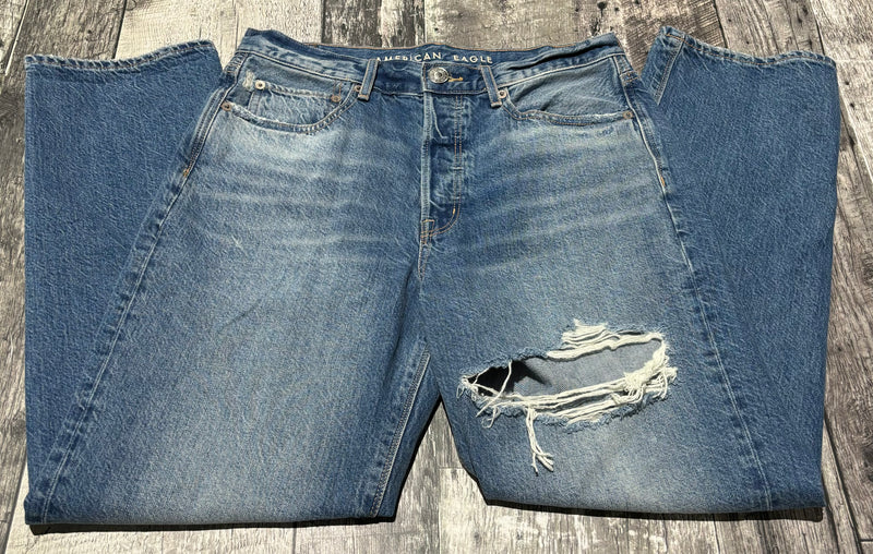 American Eagle blue 90s boyfriend mid rise jeans - Hers size 4