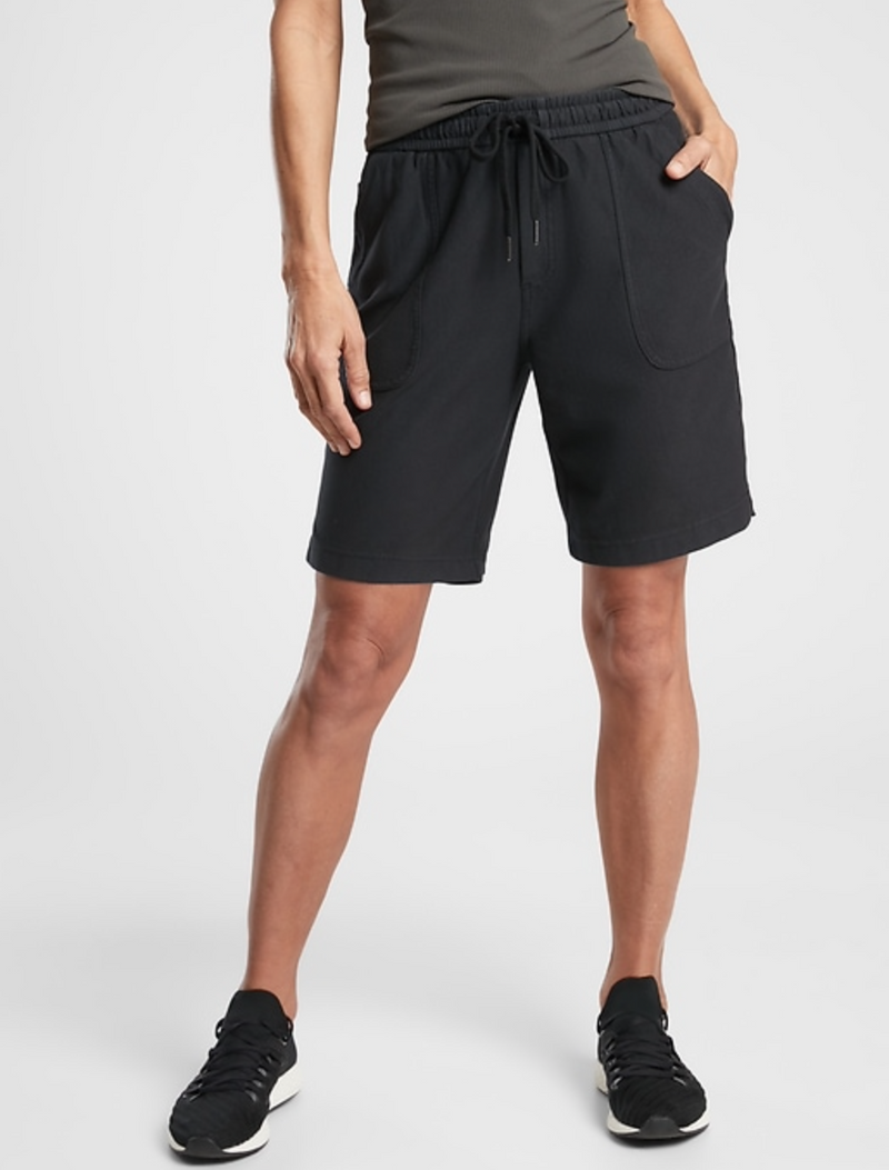 Athleta Black Elastic Waist Stretchy Farallon Bermuda