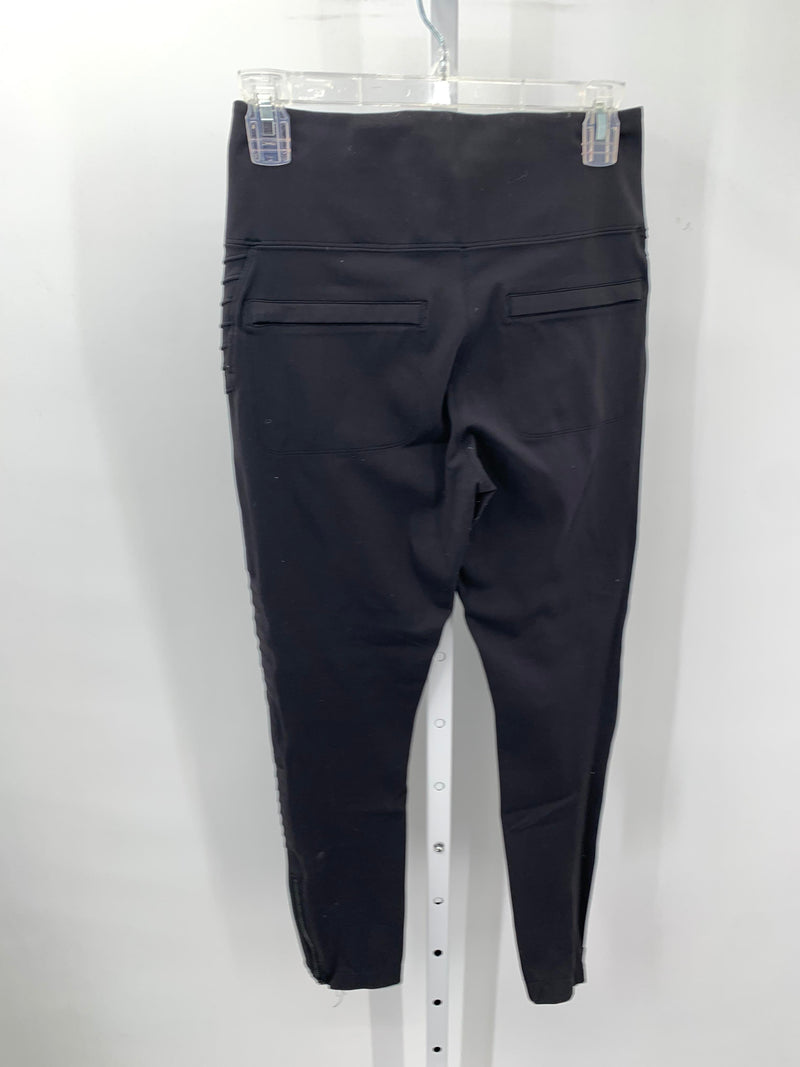 Athleta Size Medium Misses Leggings