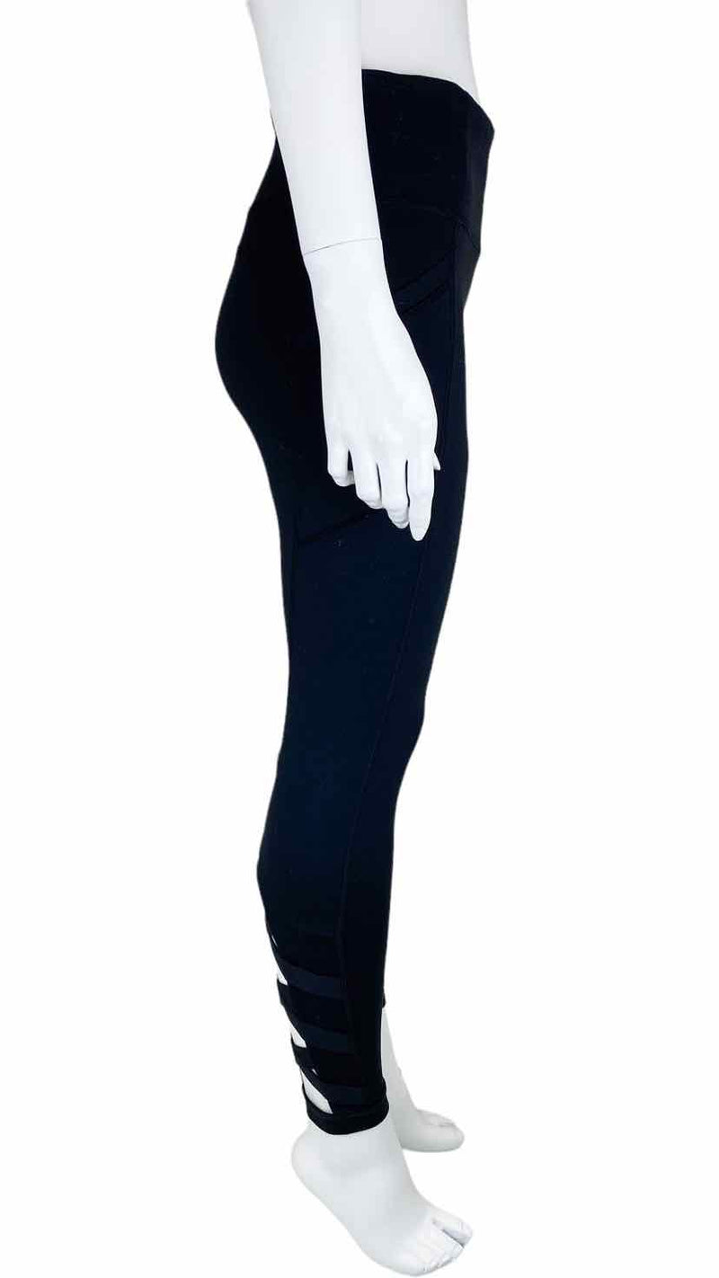 Athleta Women's Chaturanga Criss Cross Leggings Black Size M