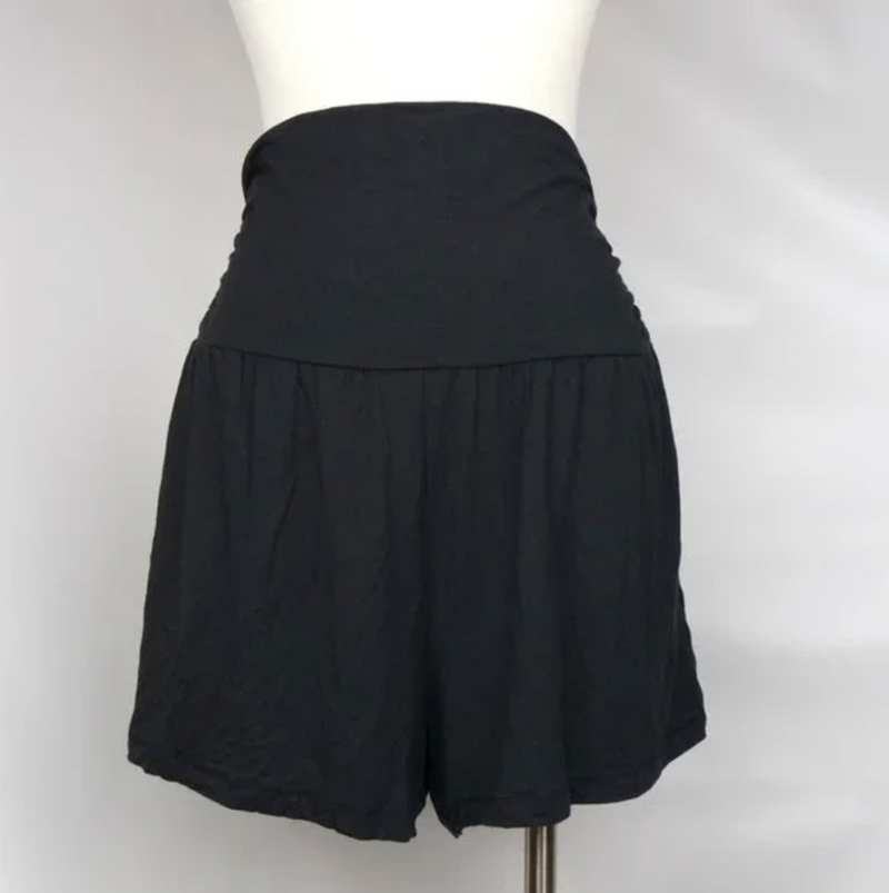 Athleta Black Elastic Waist Stretchy Flow With It Short With Pockets