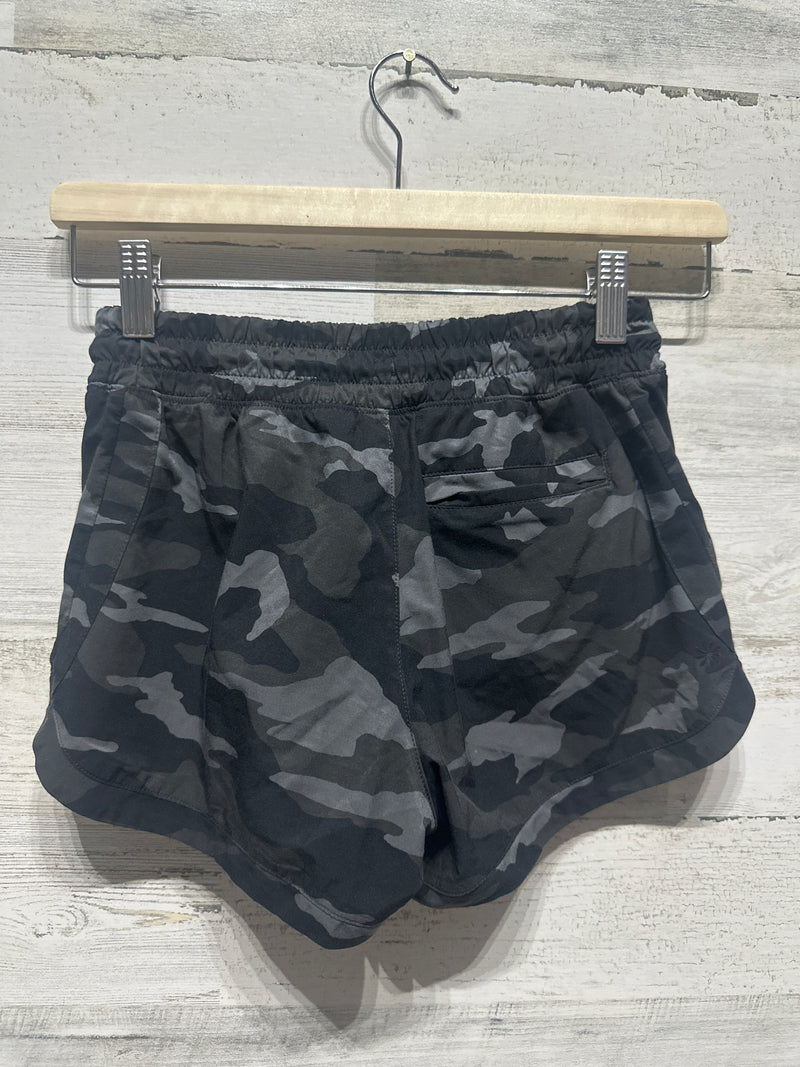 Girls Size 8-10 (Medium) Athleta Girl Camo Athletic Shorts - Very Good Used Condition