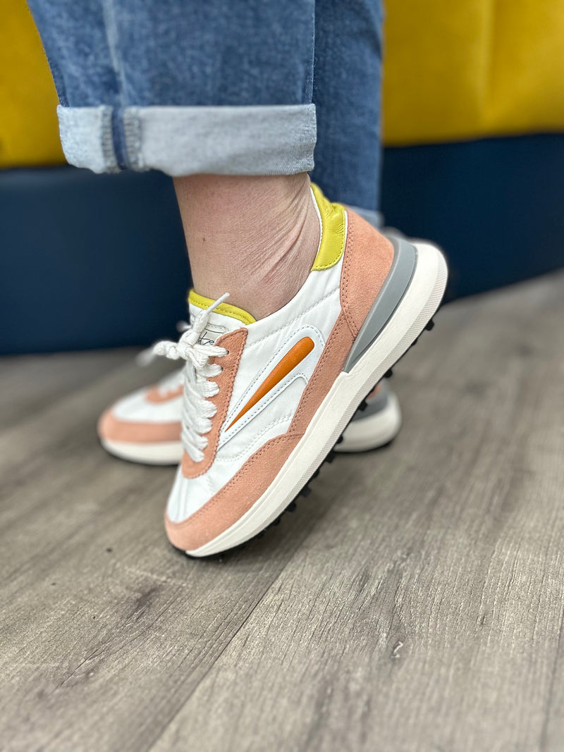 D.A.T.E Athleta Peach/White