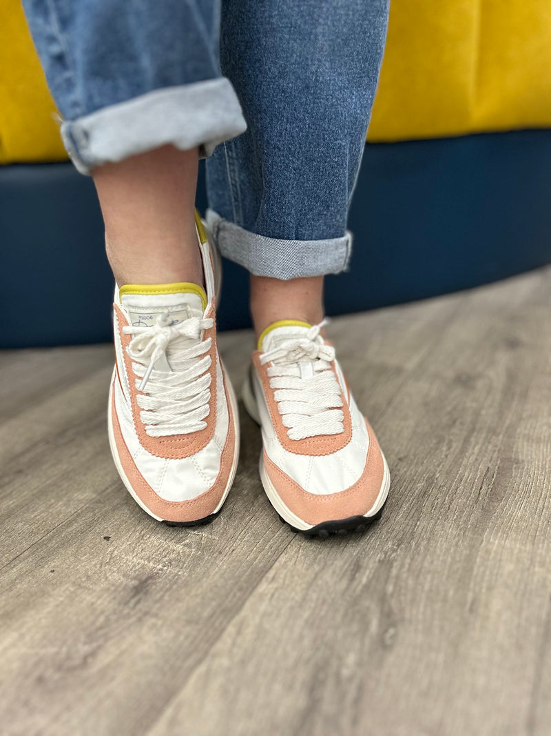 D.A.T.E Athleta Peach/White