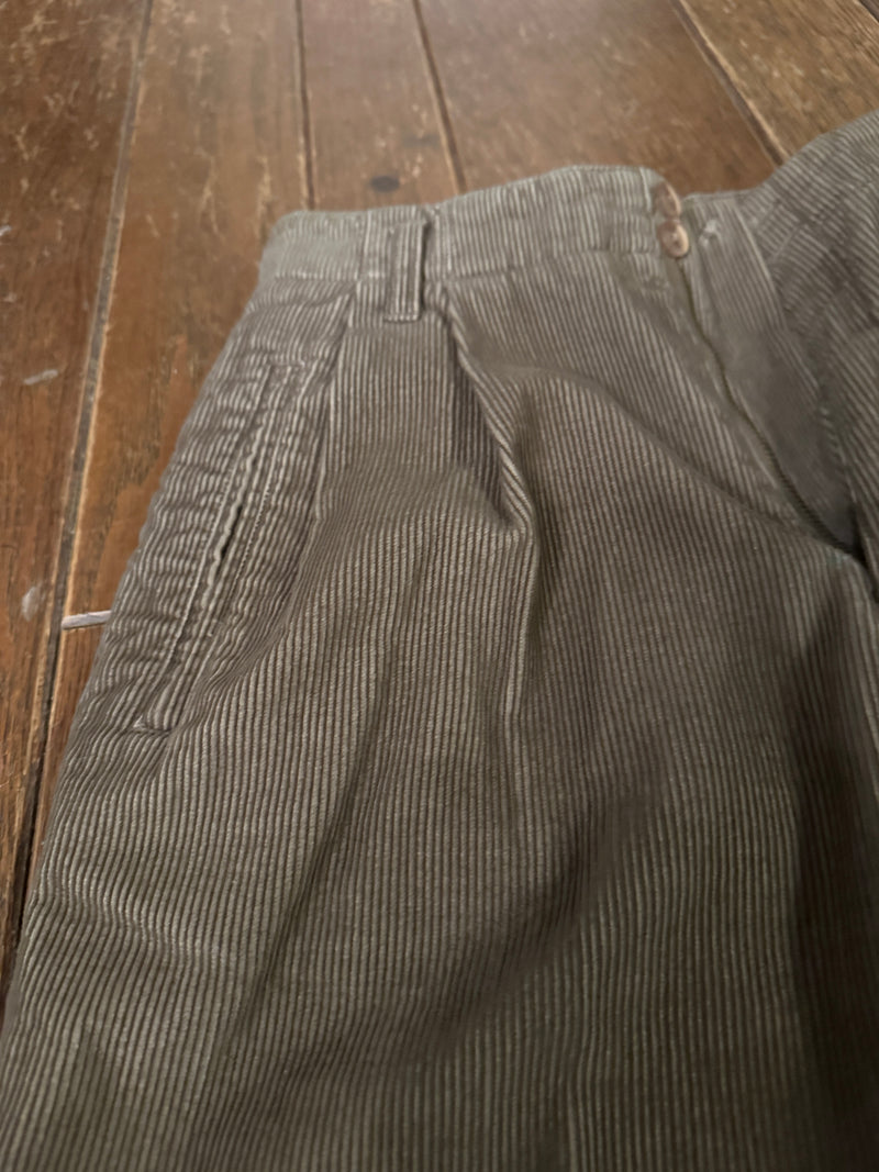 Vintage LL Bean Womens size 10 waist 28 Corduroy Pleated Front Pants