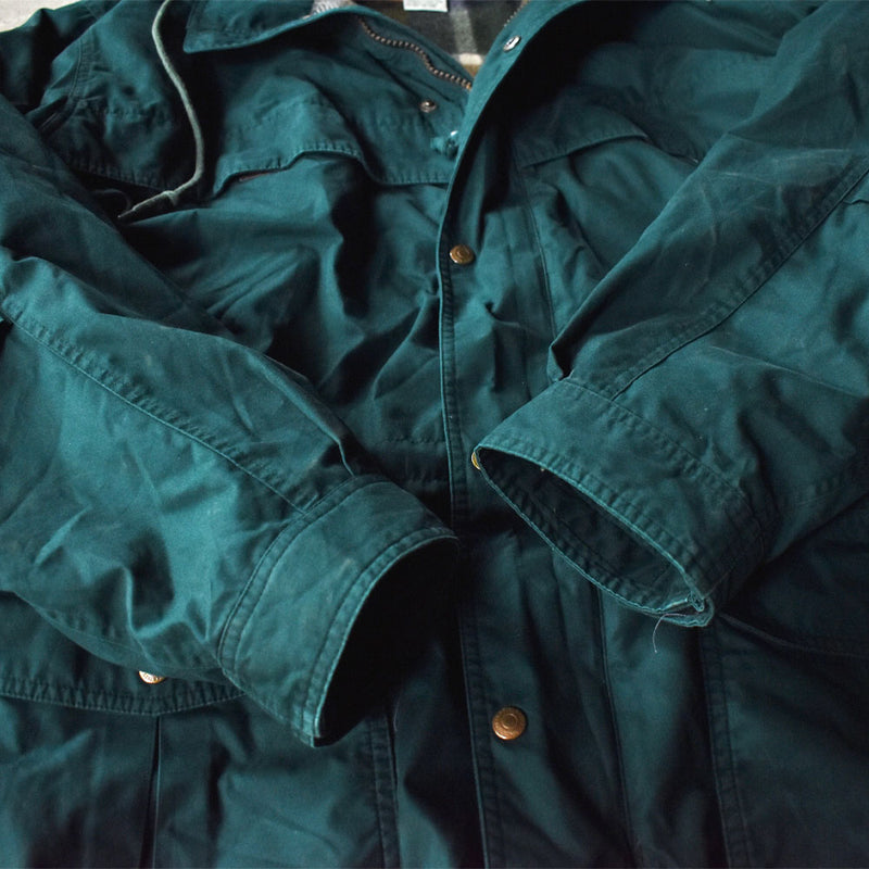 90-00’s Eddie Bauer 中綿入り フード付き マウンテンジャケット 240210