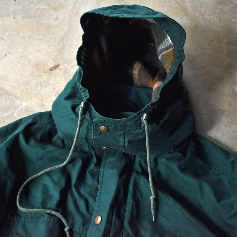 90-00’s Eddie Bauer 中綿入り フード付き マウンテンジャケット 240210