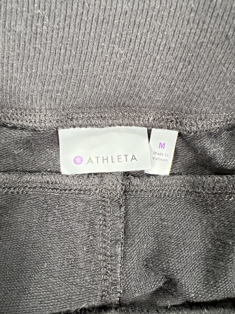 Athleta Women’s Black Pull On Restore Shortie Shorts - M