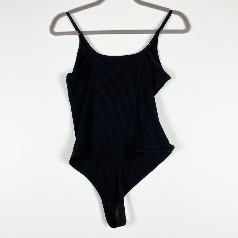NEW Athleta Essence Strappy Ribbed Knit Stretch Scoop Neck Tank Bodysuit Black S