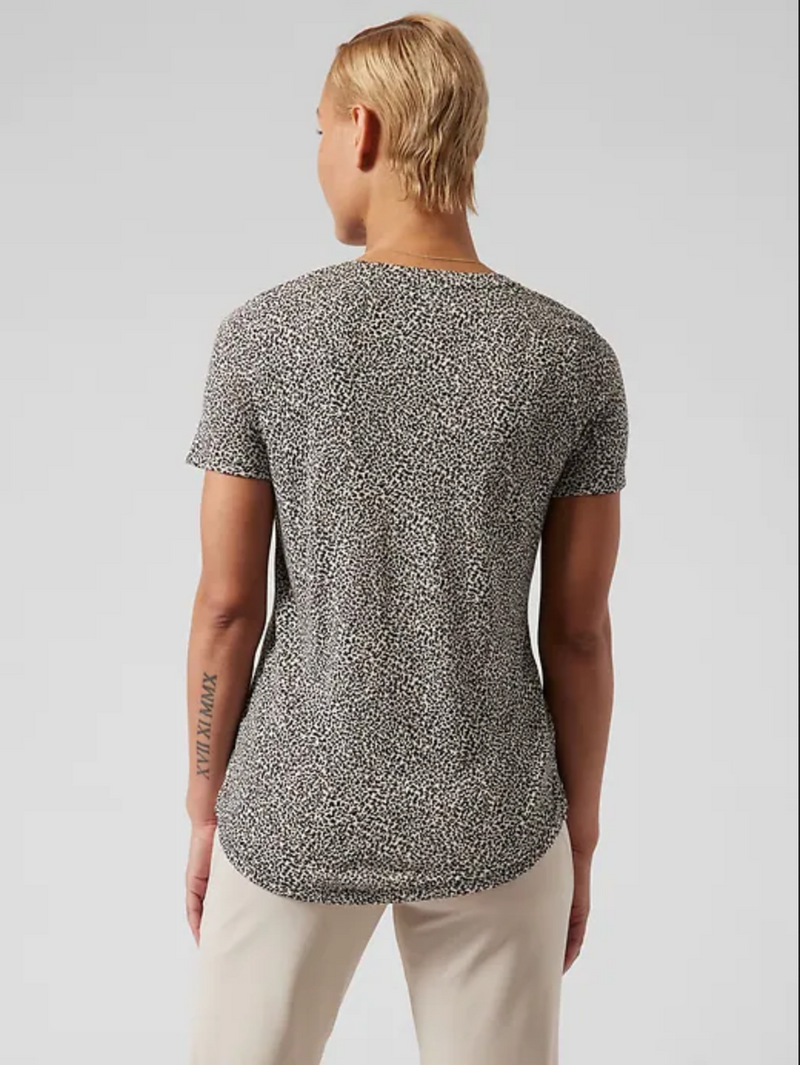 Athleta White Micro Cheetah Scoop V-Neck Short Sleeve Breezy Tee Top