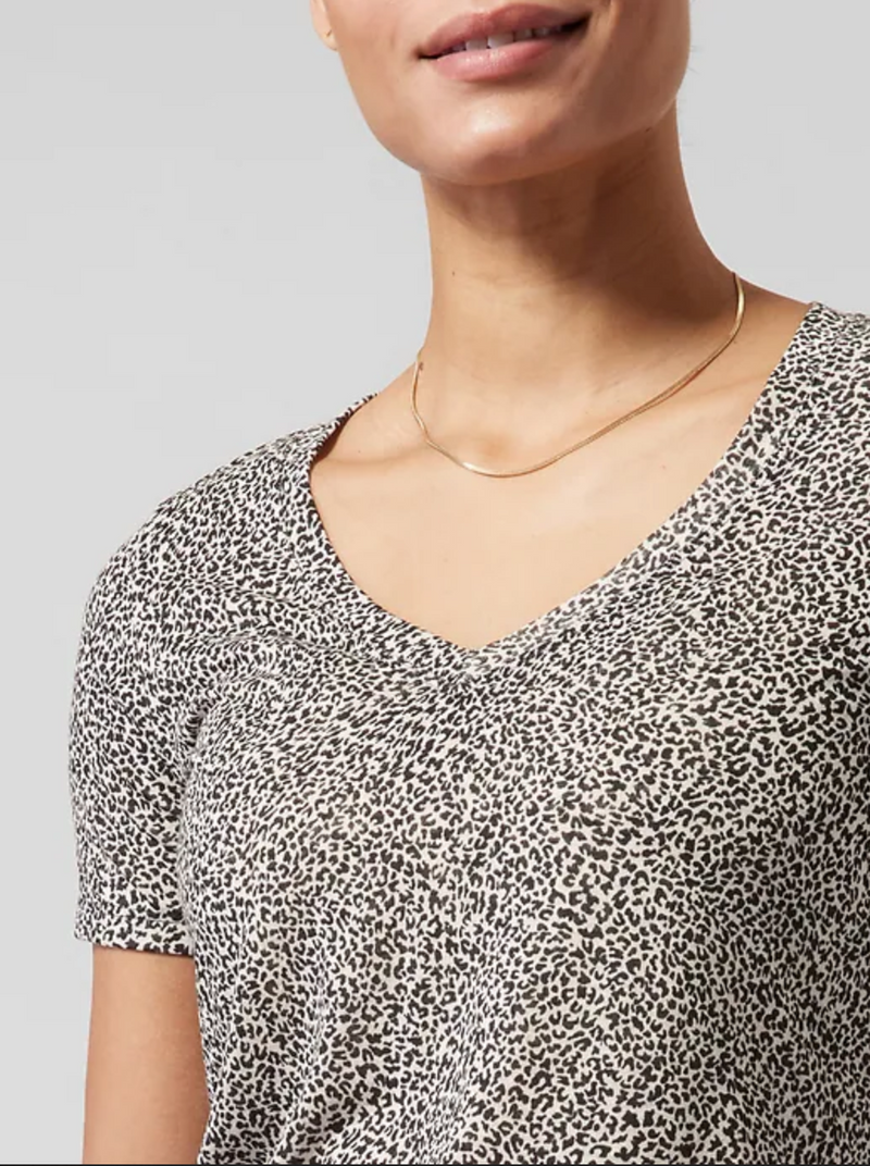 Athleta White Micro Cheetah Scoop V-Neck Short Sleeve Breezy Tee Top