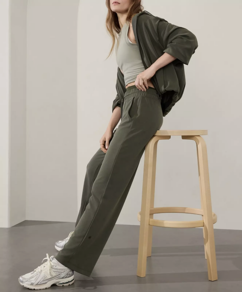 Athleta Aspen Olive Seasoft Mid-rise Straight Pant