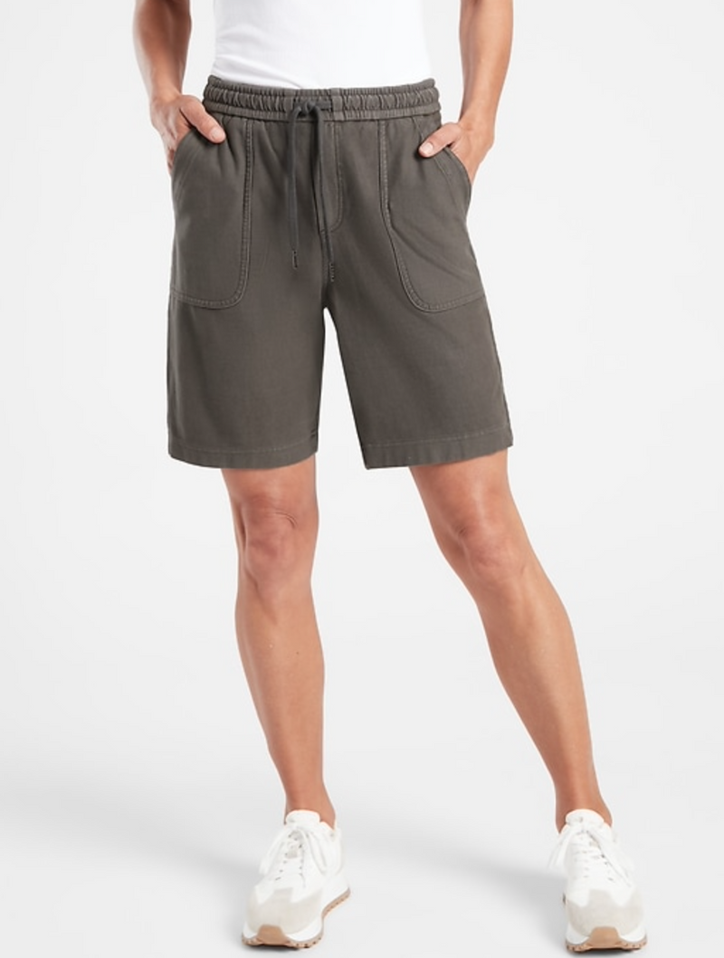 Athleta Cypress Green Elastic Waist Stretchy Farallon Bermuda