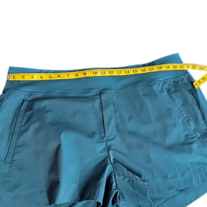 Athleta Womens Trekkie North Short