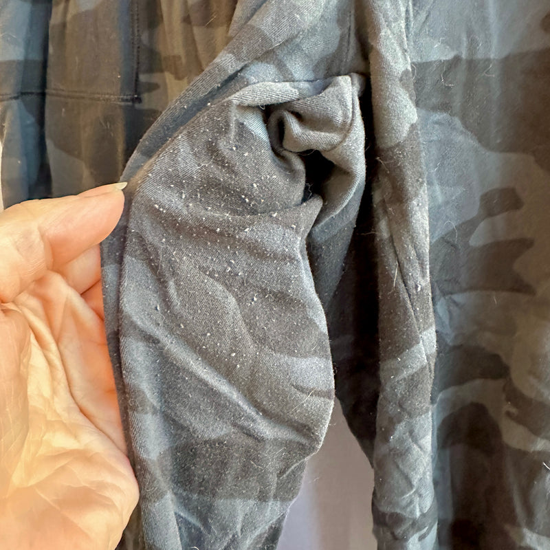 Athleta Salutation Camo Jogger MT