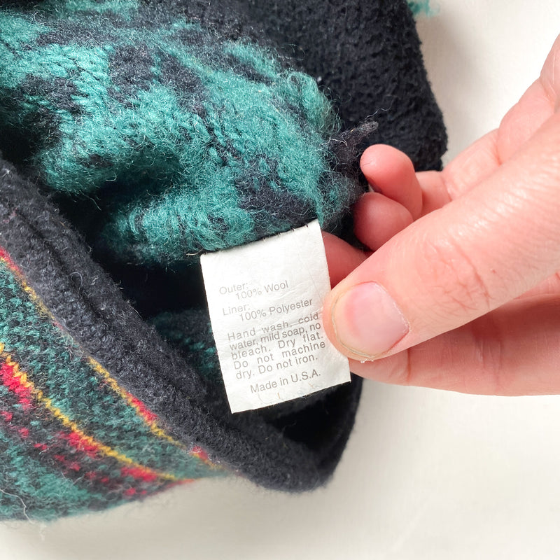 Vintage 90's LL Bean Winter Snowflake Pom Beanie