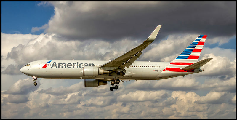 American Eagle (PSA Airlines) CRJ-900LR Color Photograph (APPM10029)