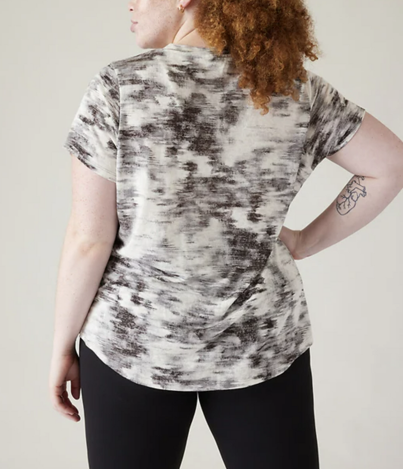 Athleta Inversion Black Scoop V-Neck Short Sleeve Breezy Tee Top