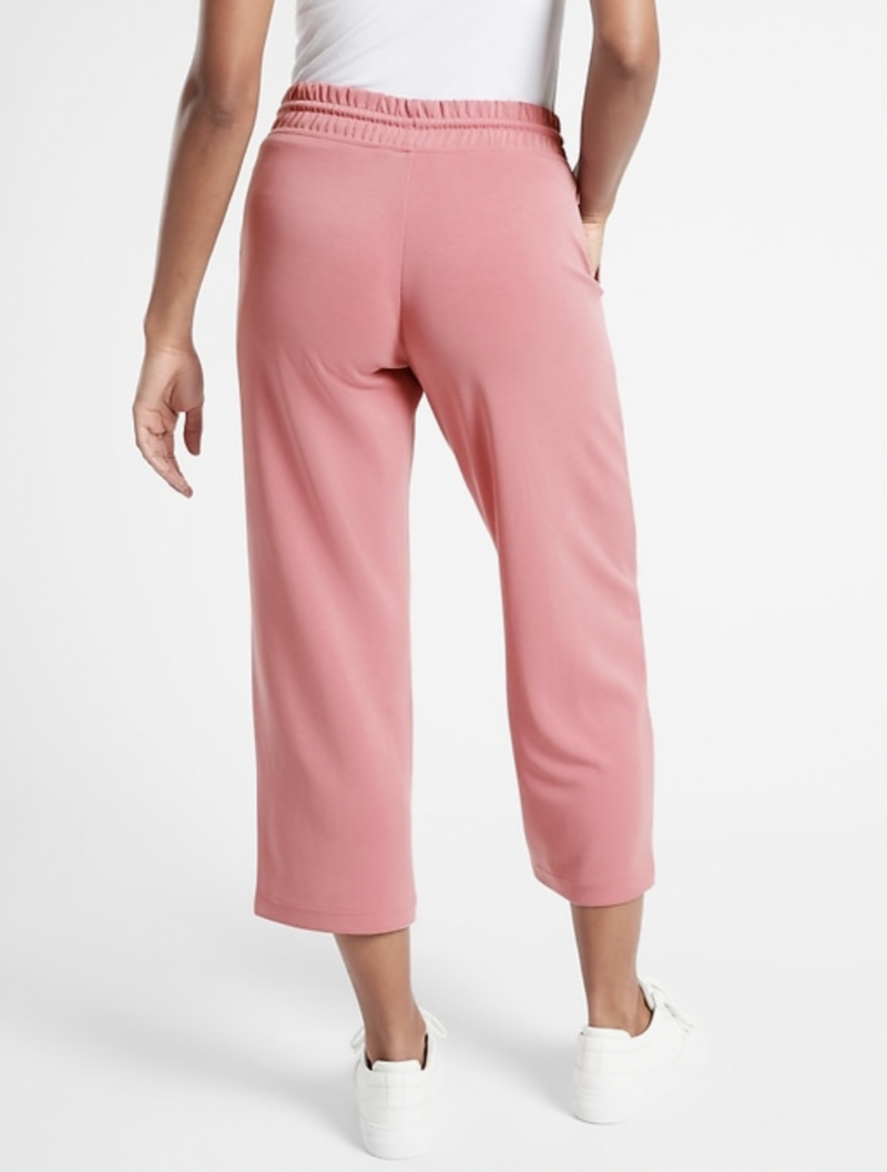 Athleta Antique Rose Seasoft Straight Cropped Pant