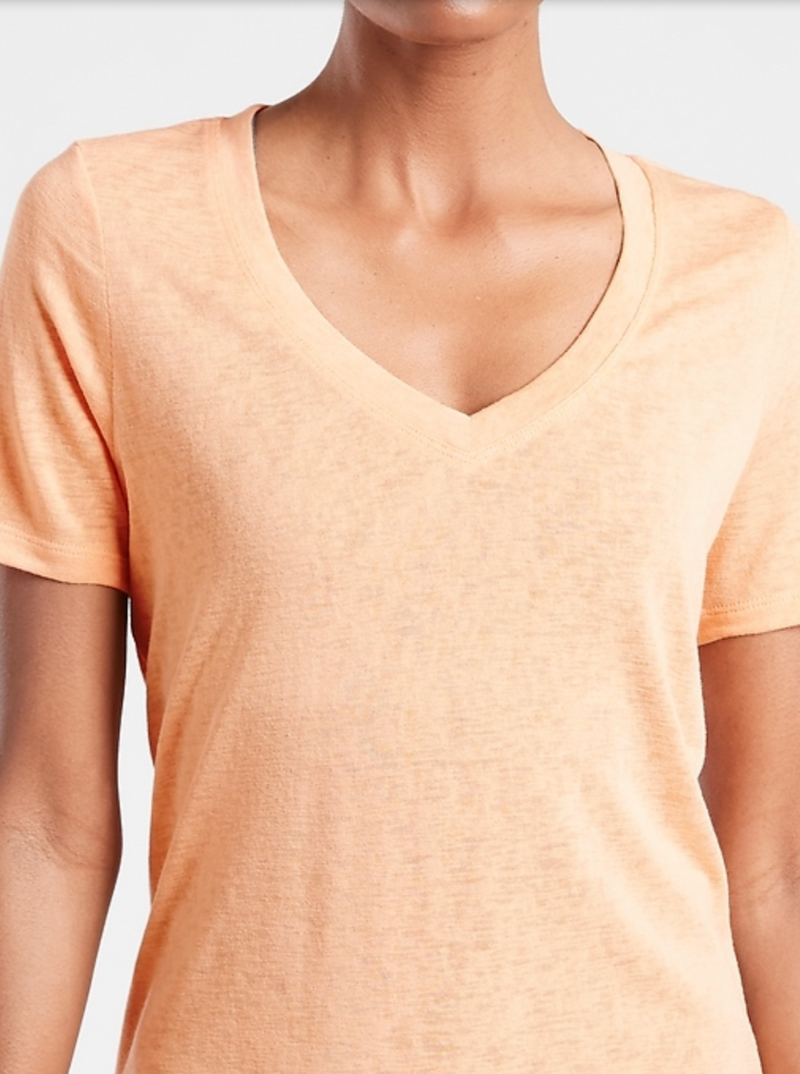 Athleta Warm Sunset Scoop V-Neck Short Sleeve Breezy Tee Top