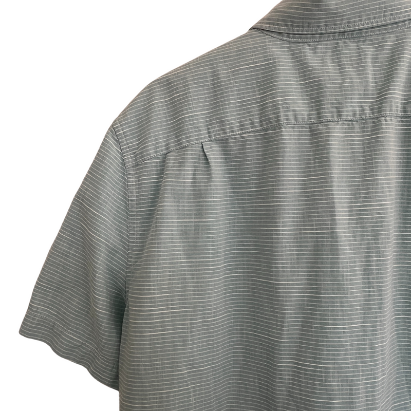 Size XL | MEN'S AE STRIPED BUTON DOWN