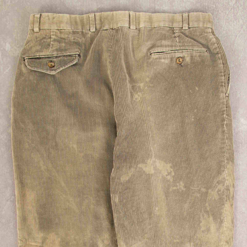 MEN'S VINTAGE EDDIE BAUER SUN FADED RELAXED JUMBO CORD TROUSERS - W34 X L31