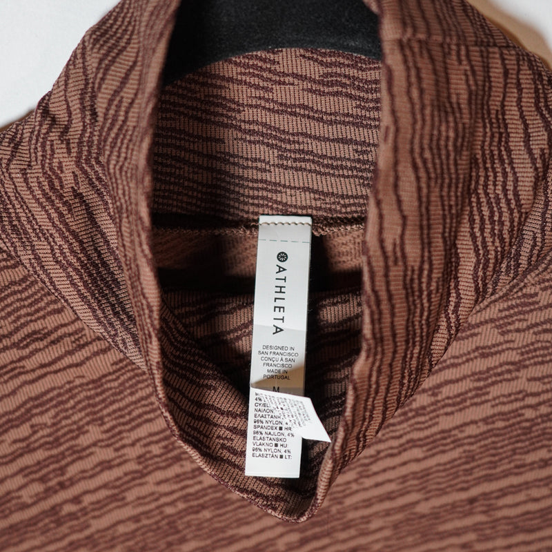 NEW Athleta Women's Flurry Seamless Turtleneck Long Sleeve Pullover Sweater M