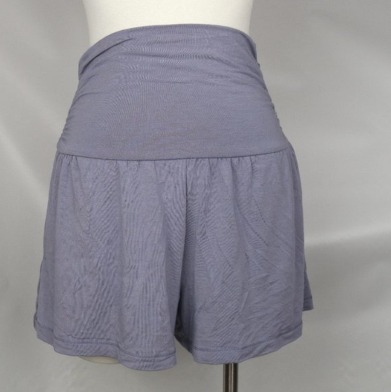 Athleta Violet Elastic Waist Stretchy Flow With It Short With Pockets
