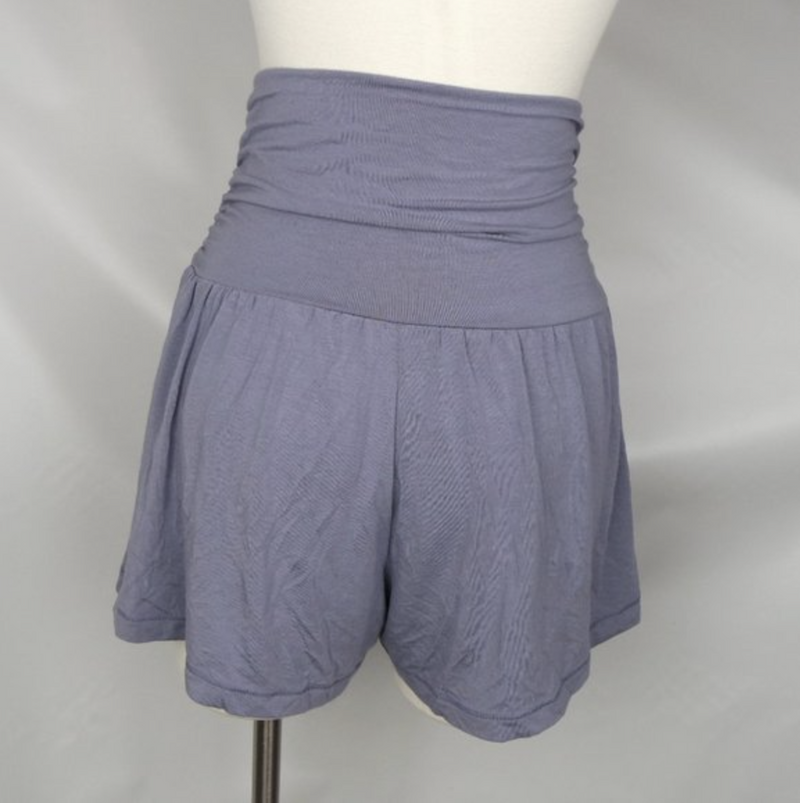 Athleta Violet Elastic Waist Stretchy Flow With It Short With Pockets