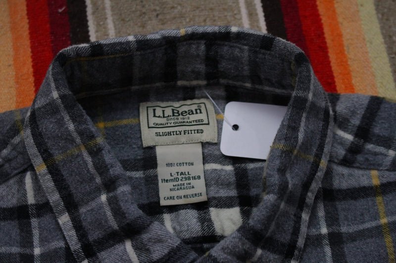 2000s/2010s LL Bean Grey Plaid Flannel Button Down Shirt Size L