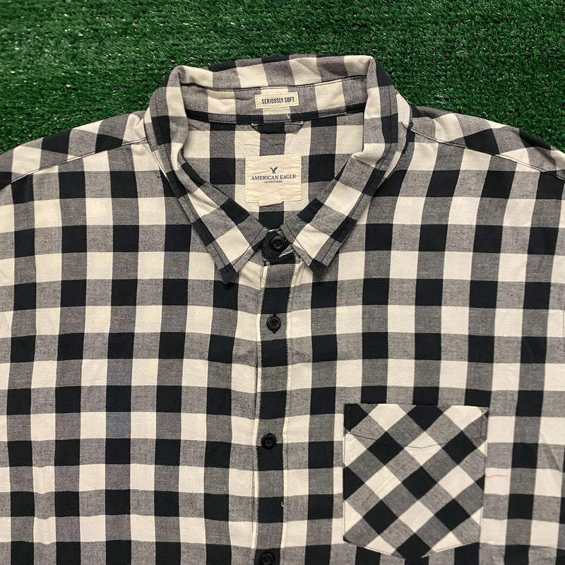 American Eagle Plaid Vintage Button Up Shirt
